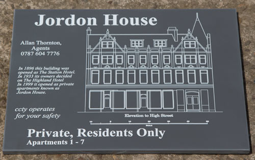 Engraved apartment sign