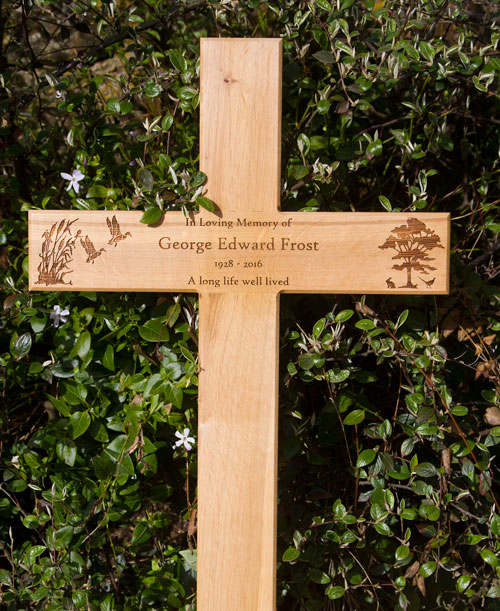 Very attractive oak memorial cross