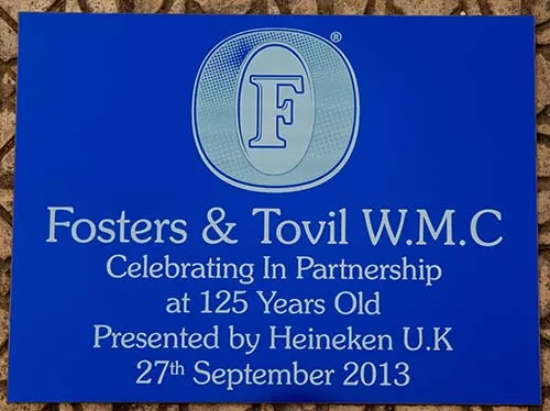 These can be engraved with small text and fine detail. Blue Engraved Anodised Aluminium Plaque