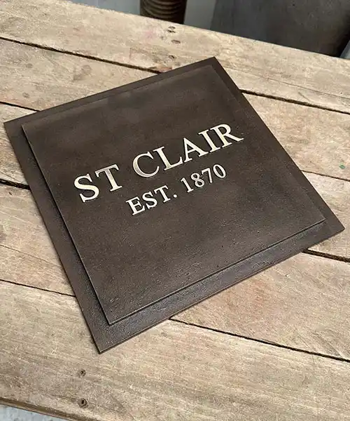 All bepoke made in a foundry Bespoke Bronze Plaques
