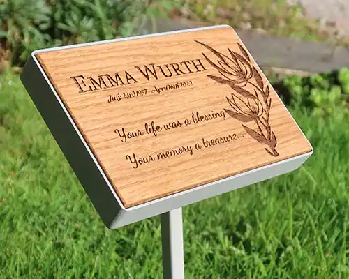 title here Oak Plaque in Display Mount