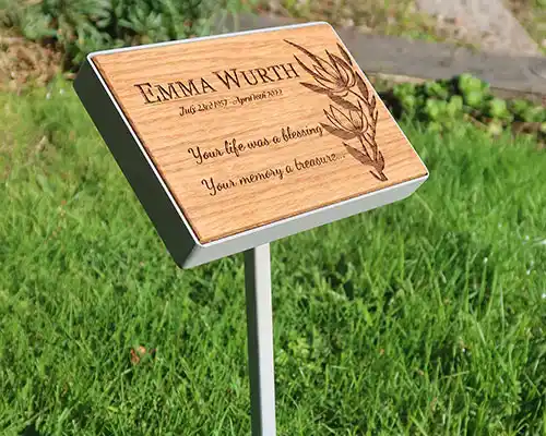 Plaque Holder with Plaque Wooden Plaque in Plaque Holder