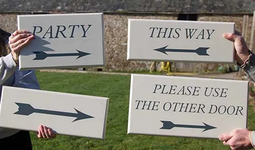 Discounts for several signs. Painted Wedding Signs