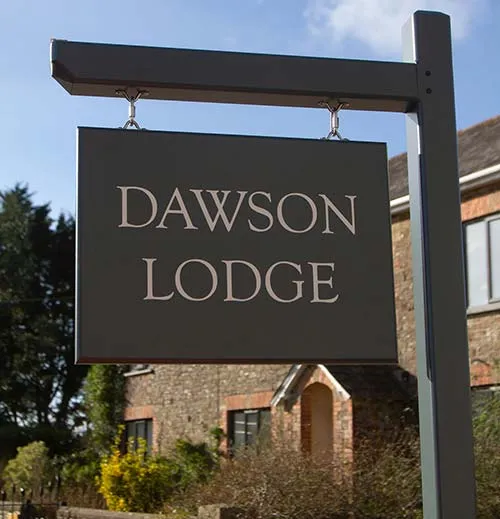 These can be made with softwood or hardwood Painted hanging post and arm.