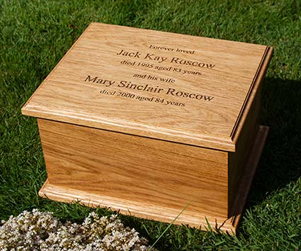 Oak ashes casket ideal for natural burial grounds - no metal screws.
