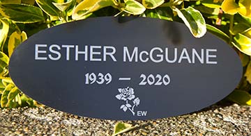 Oval memorial plaque