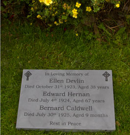 Slate memorial with black lettering - 50mm thick