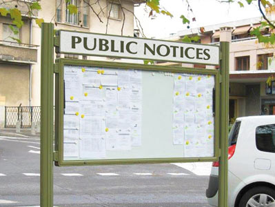 Heavy duty notice board with header