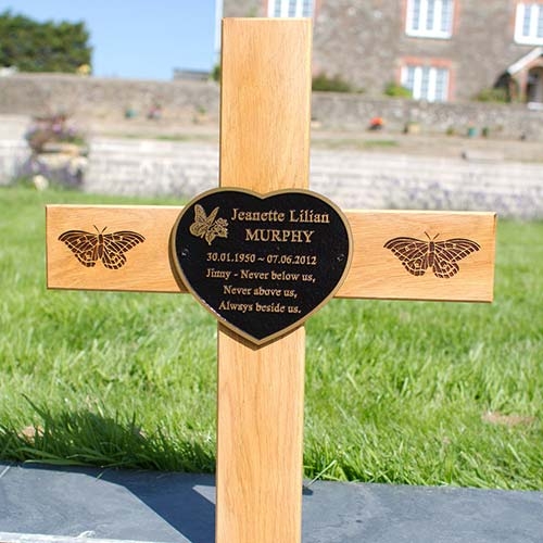 Oak Cross with Bronze Heart