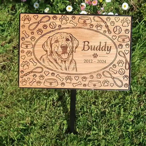 Complete with Metal Plaque Holder Wooden Dog Memorial